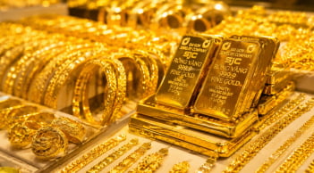 Bảng giá vàng 9999 24K 18K SJC DOJI PNJ hôm nay 4/8/2026