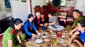 Bữa cơm tri ân những người Mẹ Việt Nam anh hùng trong tháng 7