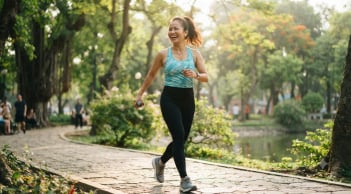 3 biểu hiên khi đi bộ chứng tỏ bạn khỏe mạnh, sống thọ