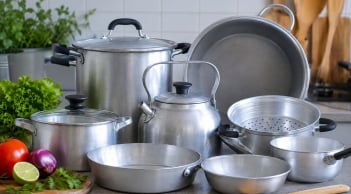 Vì sao ngày càng nhiều gia đình hạn chế dùng đồ nhôm nấu ăn?