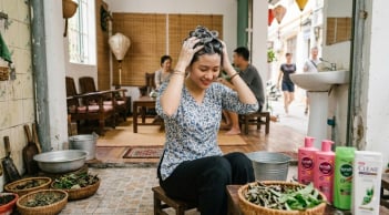 Cách gội đầu giảm tóc gãy rụng cực hiệu quả