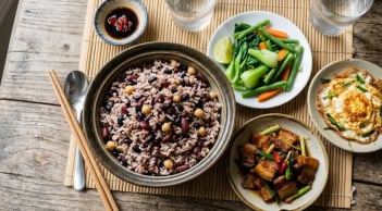 Điều gì xảy ra với cơ thể nếu thường xuyên ăn cơm nấu với các loại đậu?