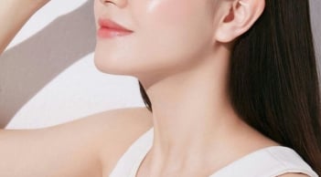 7 dấu hiệu cho thấy làn da có thể đang lão hóa nhanh hơn tuổi