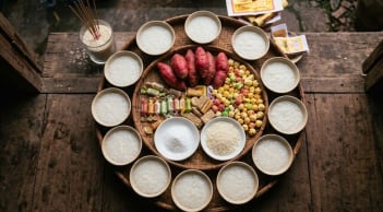 Tháng 7 âm lịch: Dùng cháo ăn liền cúng cô hồn thay cho cháo trắng có được không?