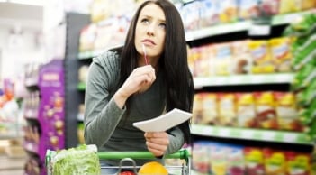 Sống tối giản giữa bão giá, người trẻ thay đổi cách chi tiêu