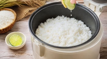 Thêm thứ này vào khi nấu cơm, kết quả ngon bất ngờ