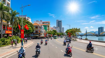 Thời tiết dịp 2/9: Miền Bắc mưa giông, Hà Nội cao nhất 32 độ, Trung Bộ có nơi trên 38 độ