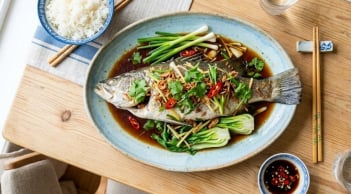 Nên ăn mấy bữa cá trong một tuần để đủ omega-3?