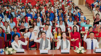 Hoa hậu, nghệ sĩ truyền cảm hứng: Dám ước mơ và phá bỏ giới hạn