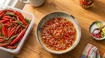 Mẹo pha nước mắm chấm ngon: Dùng đúng tỷ lệ này, chấm gì cũng đậm đà, tròn vị
