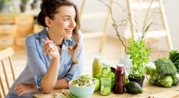 FAO cảnh báo: Hơn 2,69 tỷ người không đủ khả năng ăn uống lành mạnh