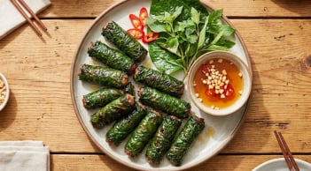 Cách rán chả lá lốt thơm nức, vỏ xanh mướt