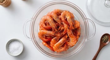 Cách luộc tôm không cần nước, thịt đỏ au, ngọt lịm