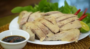 Cách luộc vịt mềm mọng, không hôi