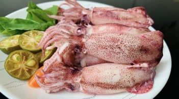 Cách luộc mực không cần nước, ngọt lịm, giòn sần sật