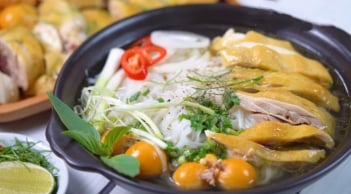 Cách nấu phở gà ngọt thanh, chuẩn vị tại nhà