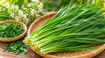  Lá hẹ nhỏ nhưng có nhiều dưỡng chất, ăn đúng cách mang lại những lợi ích này