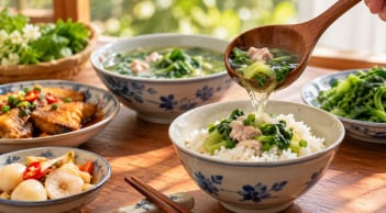 Ăn cơm chan canh có tốt không? 4 điều nhiều người vẫn hay hiểu lầm