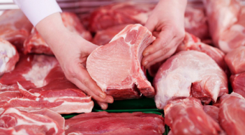 Cách phân biệt thịt lợn tươi - thịt lợn ươn đơn giản, chính xác nhất