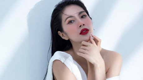 Phản ứng của Thủy Tiên khi dân mạng hỏi sao không ra tòa tham gia vụ xét xử bà Nguyễn Phương Hằng