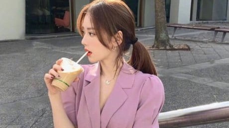 Mỗi khi cố gắng làm hài lòng người khác, bạn đang vô tình hạ thấp giá trị bản thân