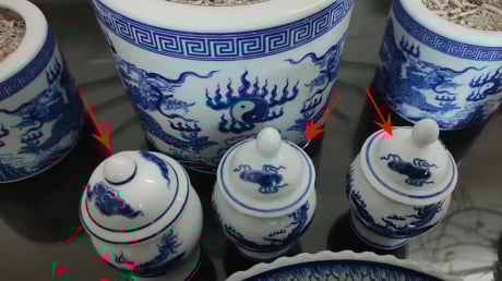 Đặt hũ gạo, muối, nước ở vị trí nào trên bàn thờ để hút tài lộc cho gia chủ?