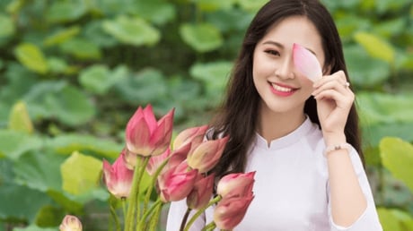 Phụ nữ sinh ra trong 4 ngày này thường có nhiều phúc khí, may mắn. Bạn xem mình có không?