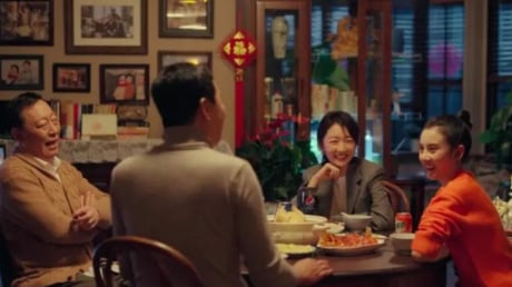 Người khôn ngoan không bao giờ làm 3 điều này khi tới nhà người khác nhưng người dại lại thích thể hiện
