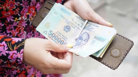 3 thứ đặt trong ví giúp xua đuổi xui xẻo, hút tài lộc