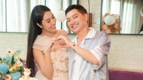 Nghệ sĩ Quang Minh không đón Tết cùng vợ kém 37 tuổi và con trai