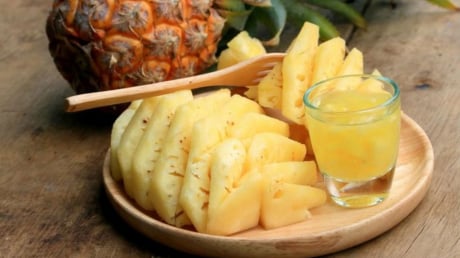 5 nhóm người nên thường xuyên ăn dứa