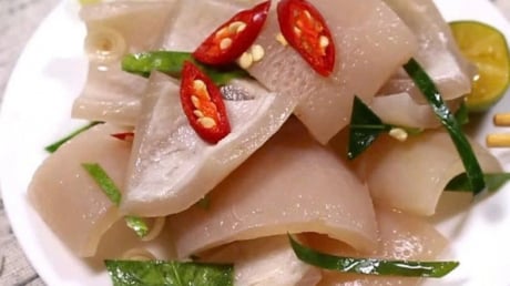 Bộ phận của lợn mệnh danh là 'tổ yến của người nghèo', ai không biết bỏ phí