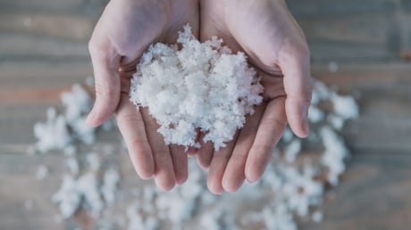 4 vị trí đặt muối hợp ý Thần Tài, giúp gia chủ phát lộc tưng bừng
