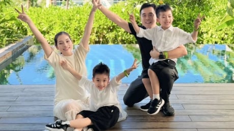 Dương Khắc Linh tiết lộ giới tính cặp song sinh sắp chào đời