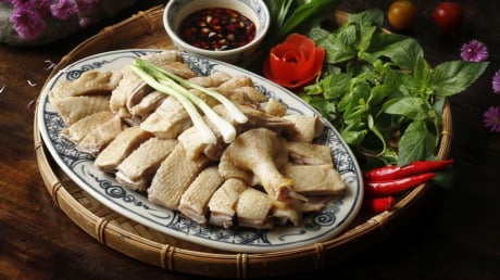 Mẹo luộc vịt mềm mọng, không hôi tanh, thịt chắc ngọt