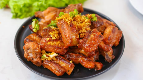 Bỏ thứ này vào ướp sườn xào chua ngọt: Món ăn mềm tan, đậm vị ăn 1 lần nhớ mãi