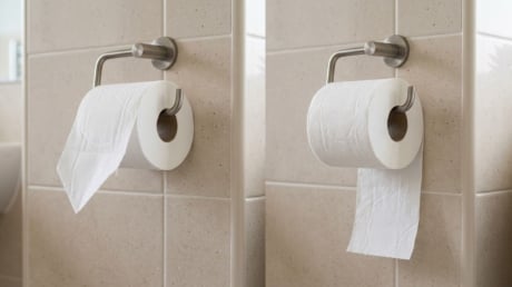 Nên để giấy vệ sinh xoay ra ngoài hay hướng vào trong?