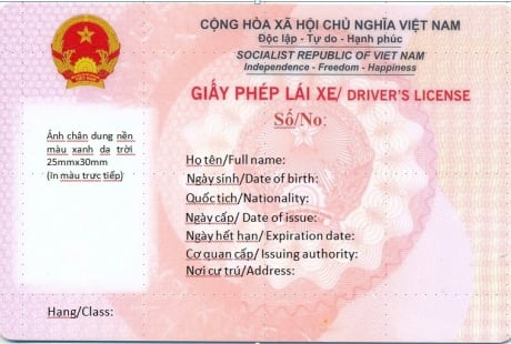 Từ nay tới 1/1/2026: 6 trường hợp cần đi cấp đổi lại Giấy phép lái xe sang mẫu mới, nếu không bị phạt nặng