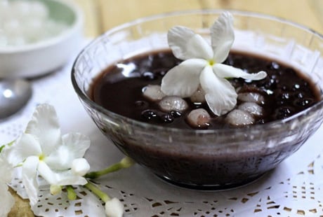 Nấu chè đỗ đen chỉ bỏ đường thôi là dại: Làm thêm bước này chè bùi ngậy, nhanh nhừ rút ngắ thời gian nấu