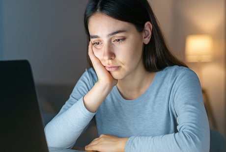 5 “kẻ thù” âm thầm hủy hoại thận của người trẻ: Đừng để quá muộn mới lo