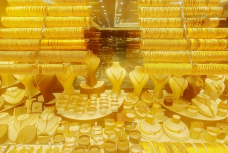 Bảng giá vàng 9999 24K 18K SJC DOJI PNJ hôm nay 18/6/2025