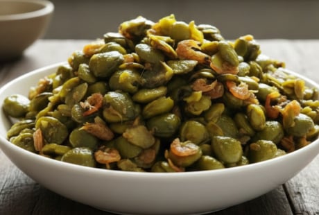 Quả mắm – loại trái mọc giữa rừng ngập mặn bất ngờ “lên giá”, được săn lùng hơn 100.000 đồng/kg