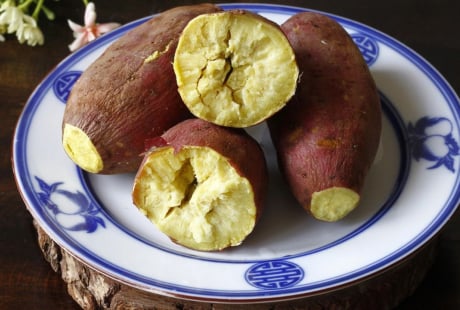 Mẹo luộc khoai lang chín mềm chỉ tốn 5 phút của người Nhật
