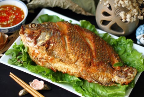 10 loại cá giá bình dân, chợ nào cũng có nhưng bổ ngang cá hồi