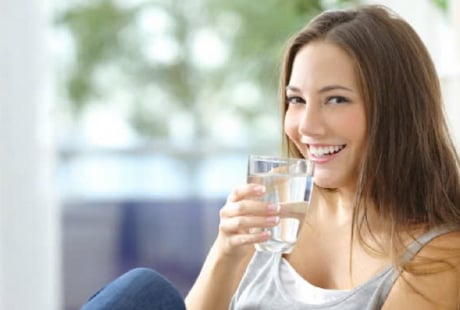 4 khung giờ uống nước ấm tốt cho sức khỏe