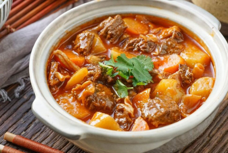 Cách nấu thịt bò sốt vang thơm ngon, mềm tan càng ăn càng cuốn