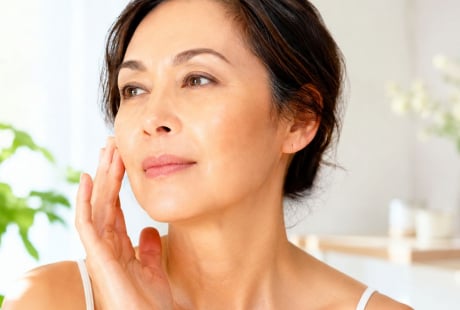 Từ tuổi 40: Phụ nữ chăm da mặt căng mịn mà quên 2 vùng này thì vẫn lộ tuổi tác