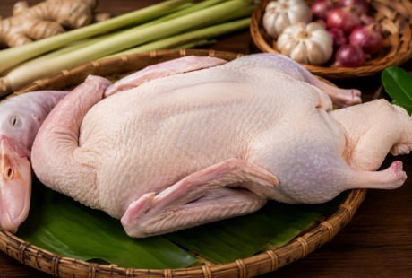 Dùng thứ này rửa thịt vịt sẽ không còn hôi, luộc hay nấu đều thơm ngon hơn
