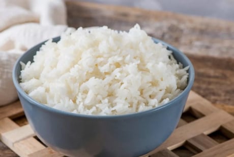 Mẹo giữ cơm không bị ôi thiu trong mùa hè nóng bức