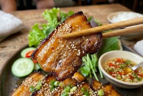 Cách làm thịt ba chỉ nướng mật ong thơm lừng, mềm mọng, cả nhà ăn là mê